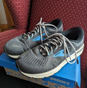 Men's Brooks Addiction 9.5EE